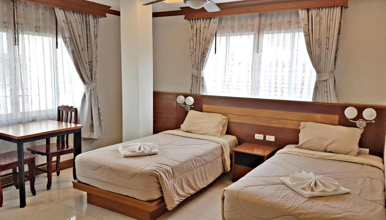Green Harbor Hotel & Service Apartment Patong Bagian luar foto